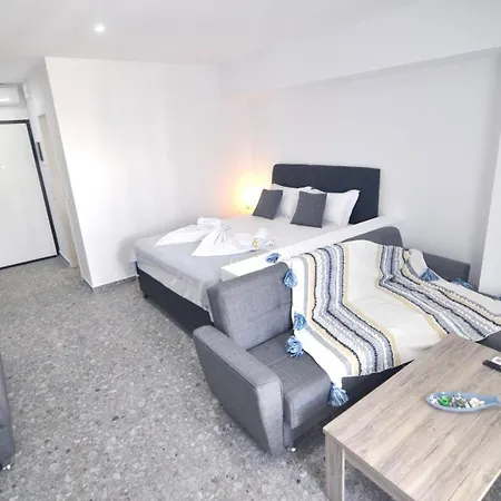 Zennova Sirene Luxury Gerakini