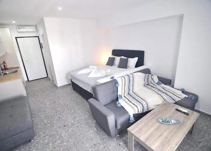 Zennova Sirene Luxury Gerakini