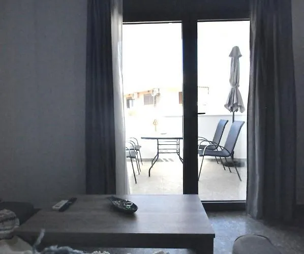 Zennova Sirene Luxury Gerakini