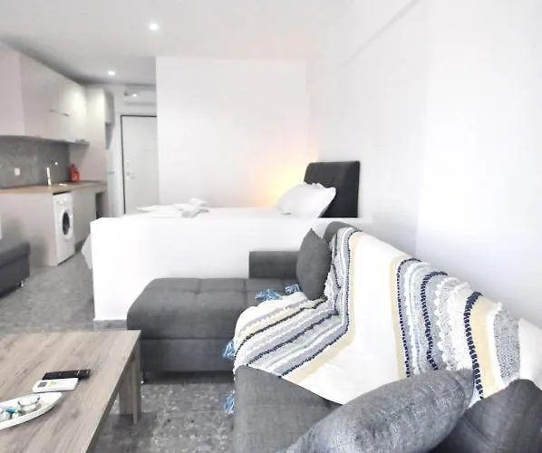 Zennova Sirene Luxury Gerakini