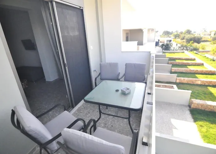 Zennova Sirene Luxury Apartment